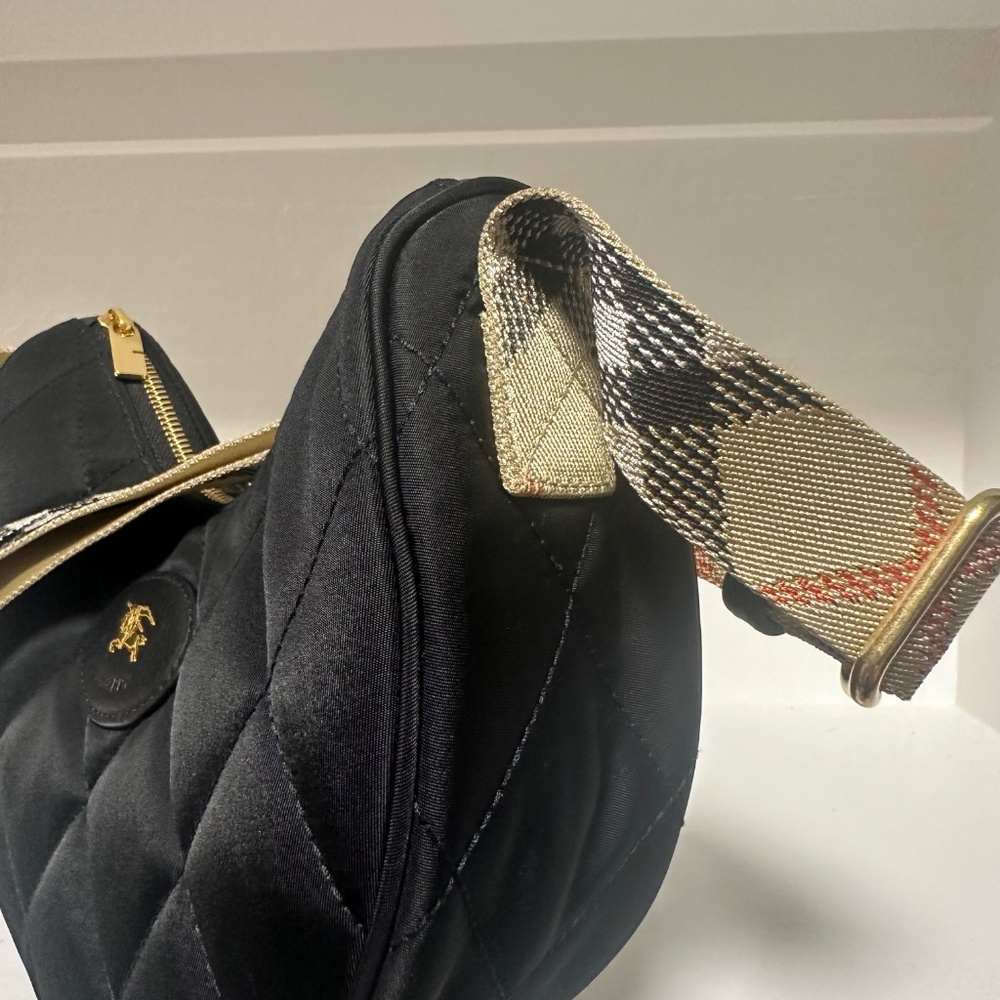 Burberry Black Quilted Crossbody Bag with Vintage Check Strap - Picture 3 of 9